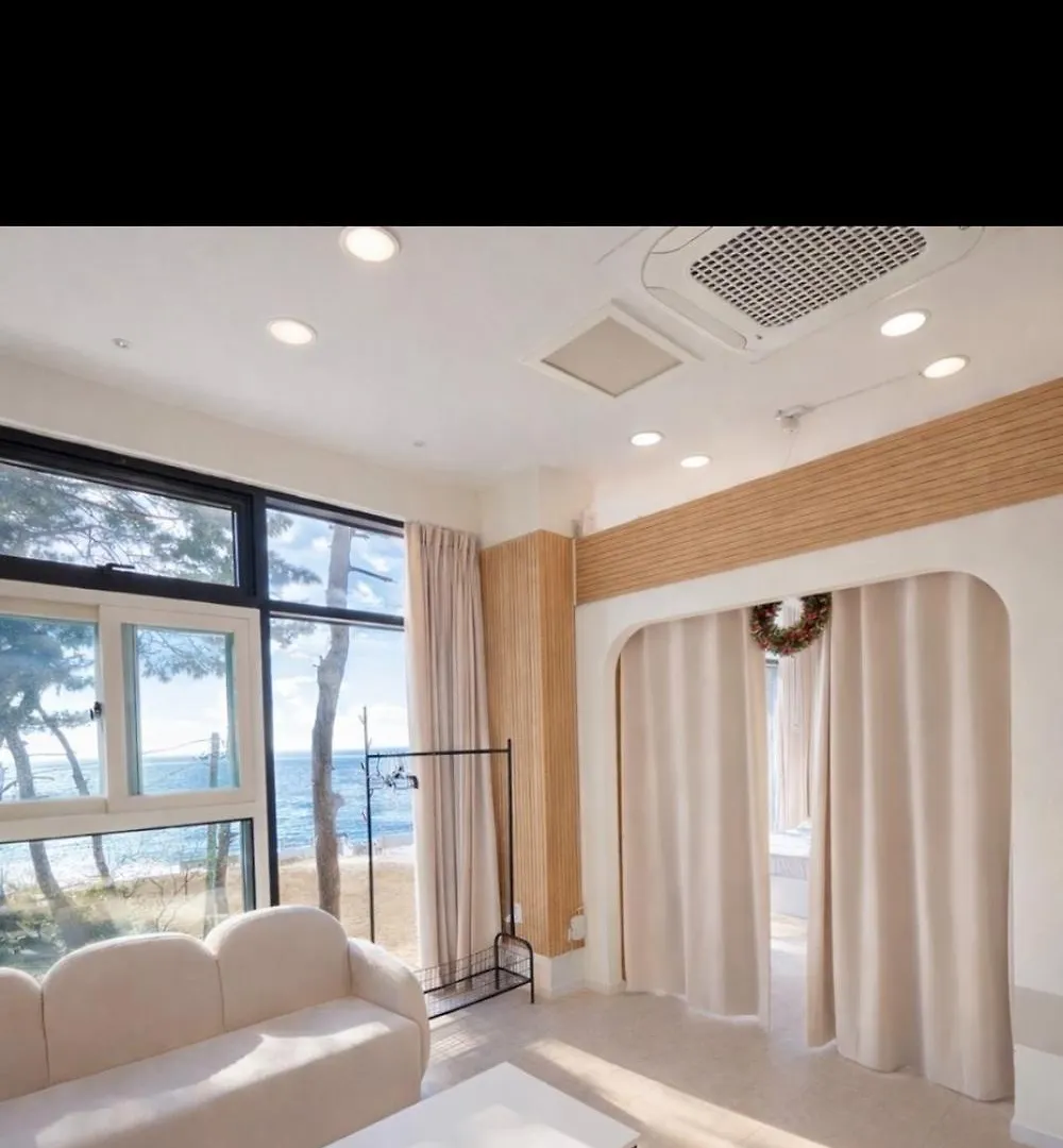 Yeongjongdo Masiran Bay Pension Incheon 3*,  South Korea